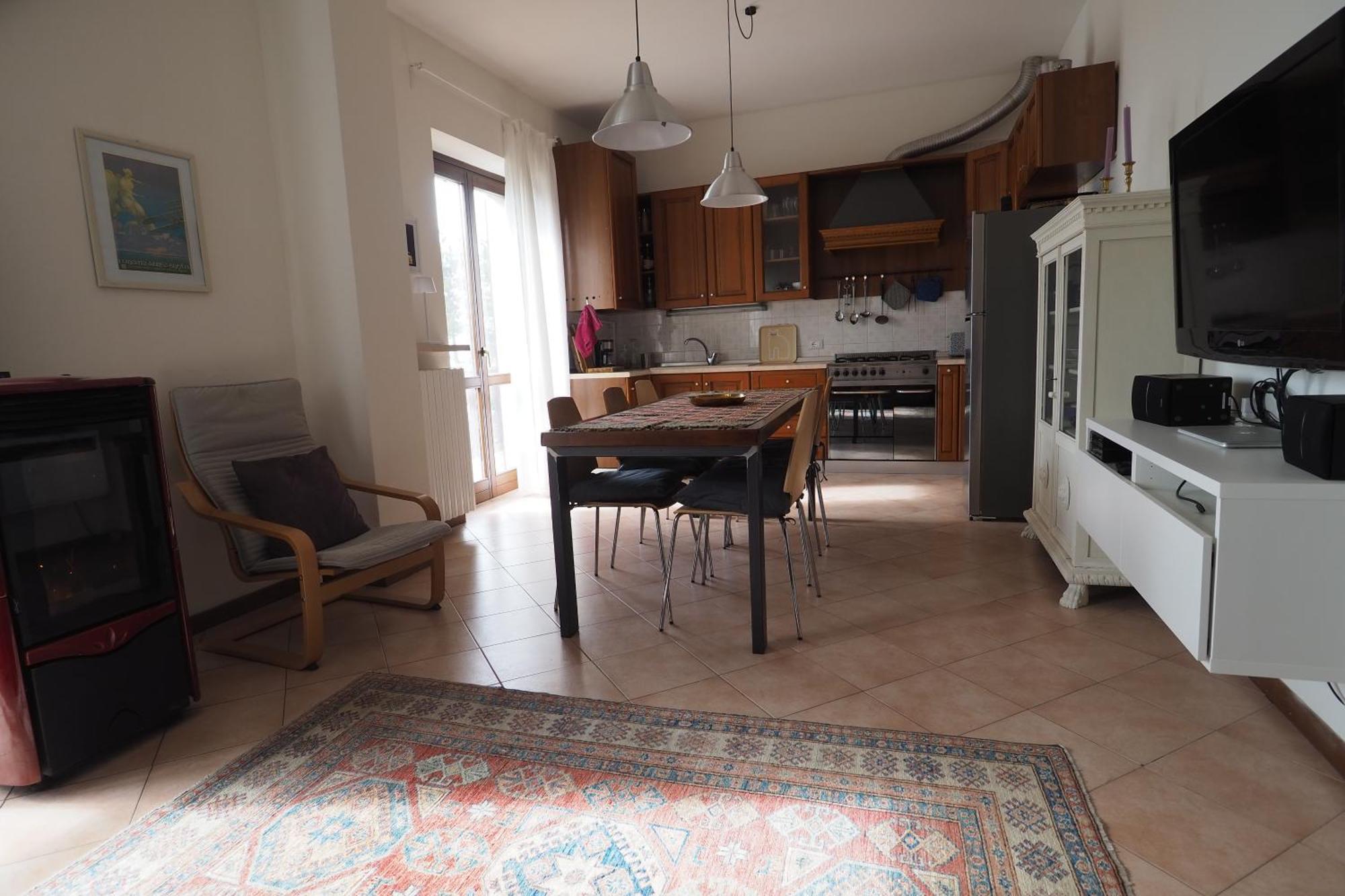 Апартаменты Casa Il Volo Сан-Дзено-ди-Монтанья Экстерьер фото